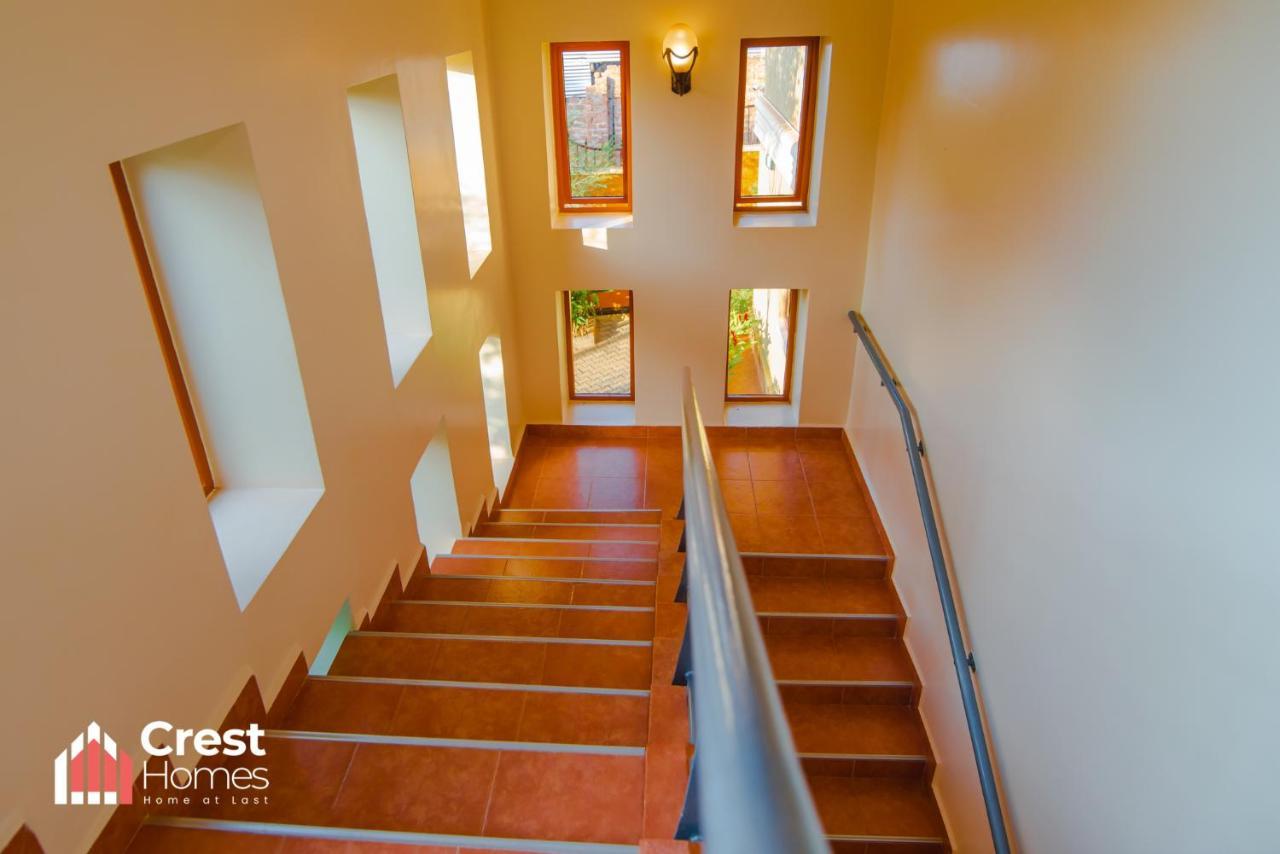 Crest Homes Uganda Kitende Zewnętrze zdjęcie